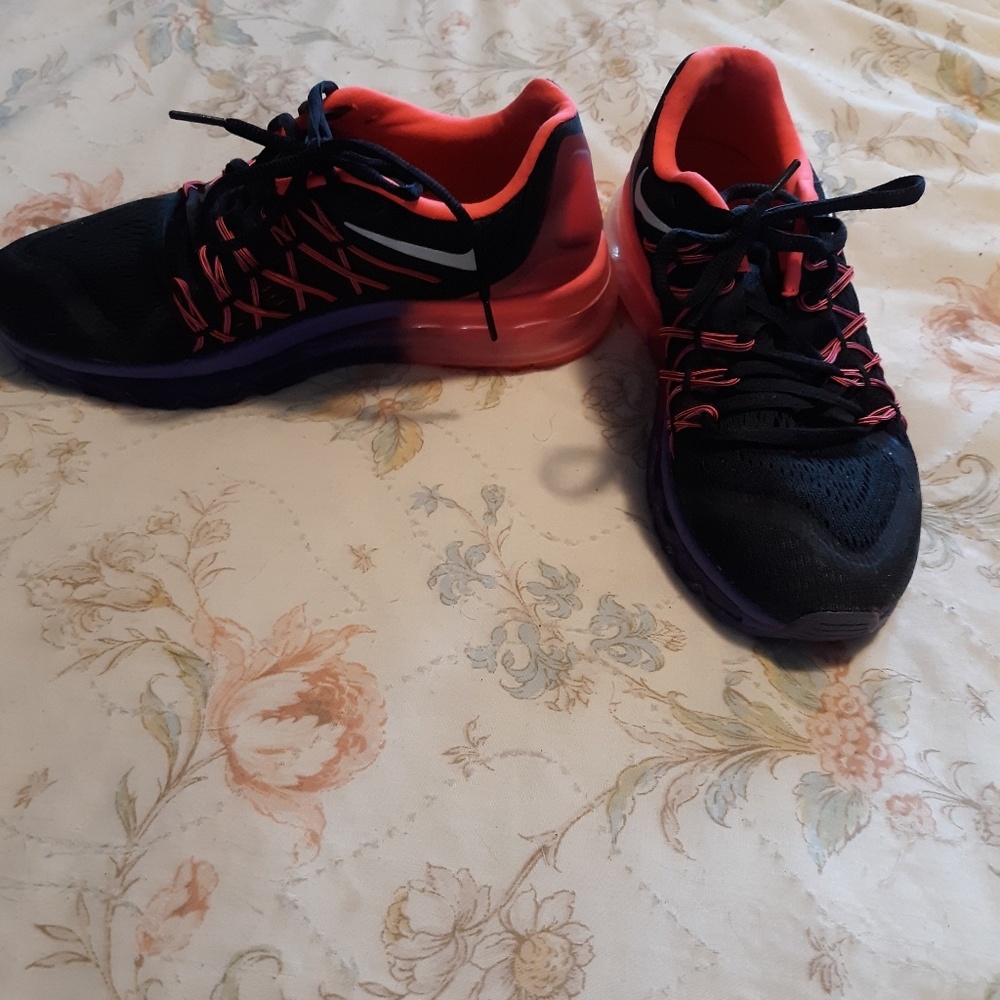 Shoes - Picture 2 of 2